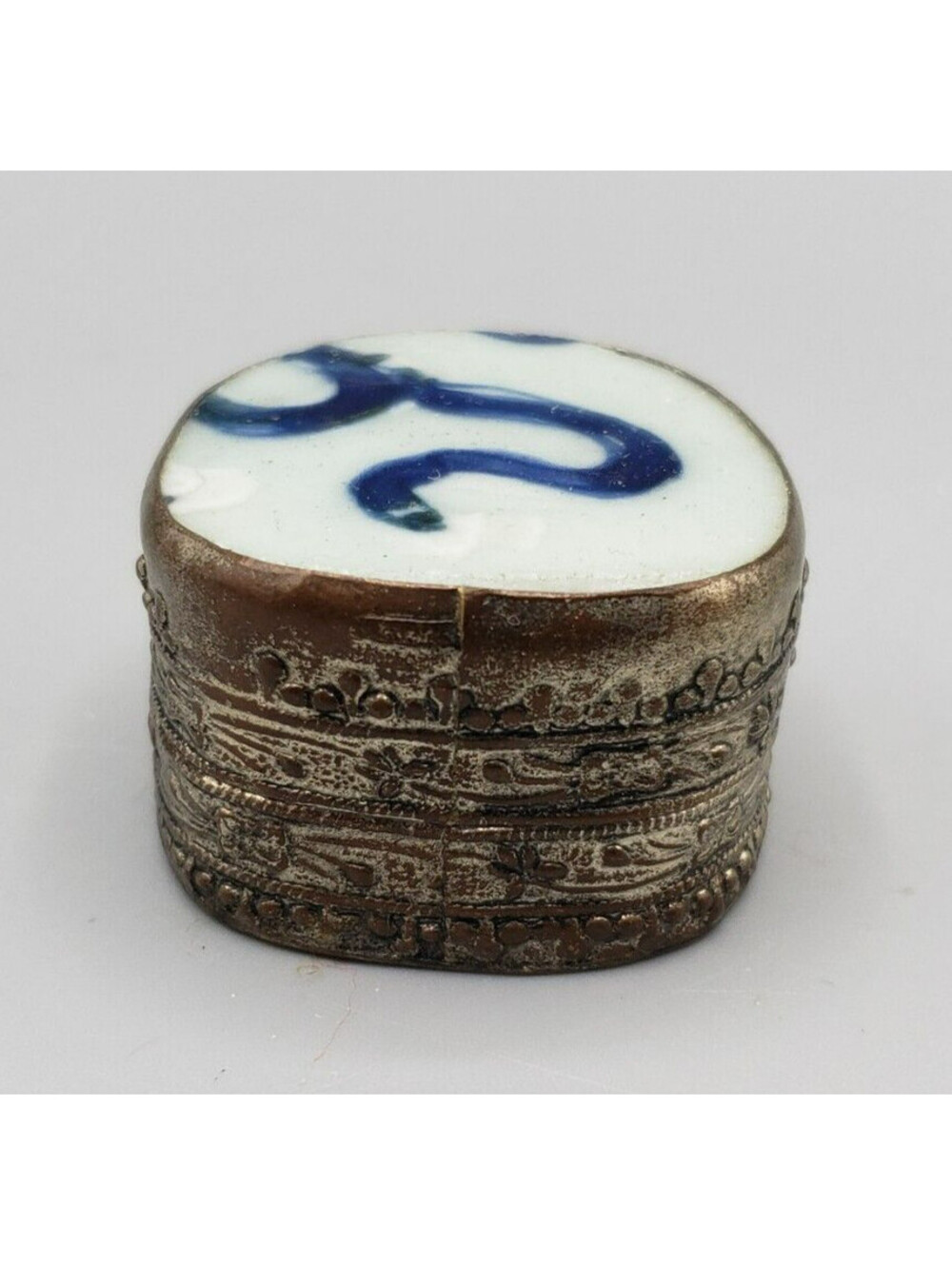 Vintage Porcelain Shard Trinket Box Silver Plate over Copper Chinoiserie Blue